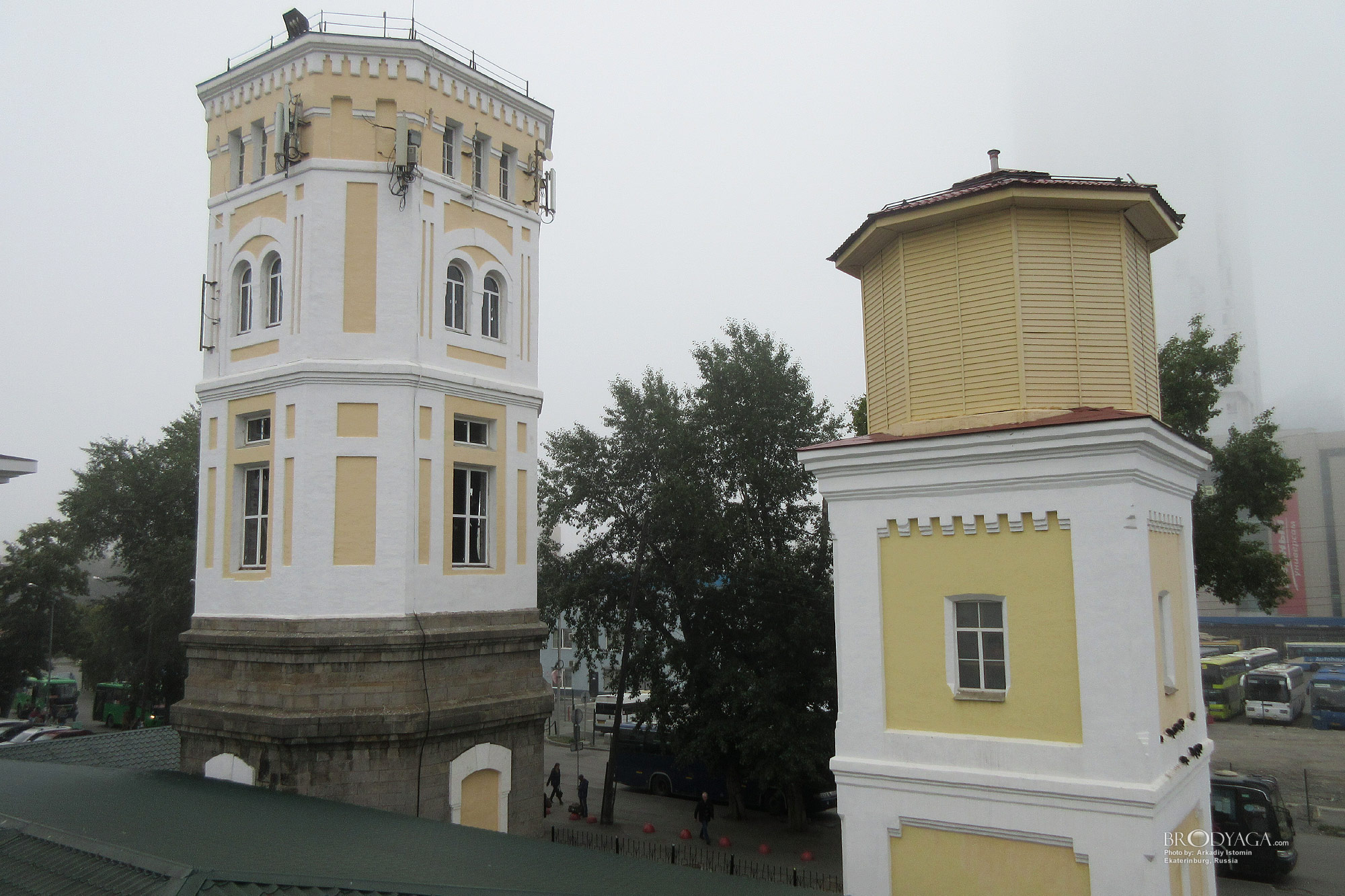 Yekaterinburg railway station, Ekaterinburg (Екатеринбург-Пассажирский, Вокзальная 10, Екатеринбург)